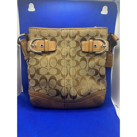 Coach Handbags - Brown Coach bag